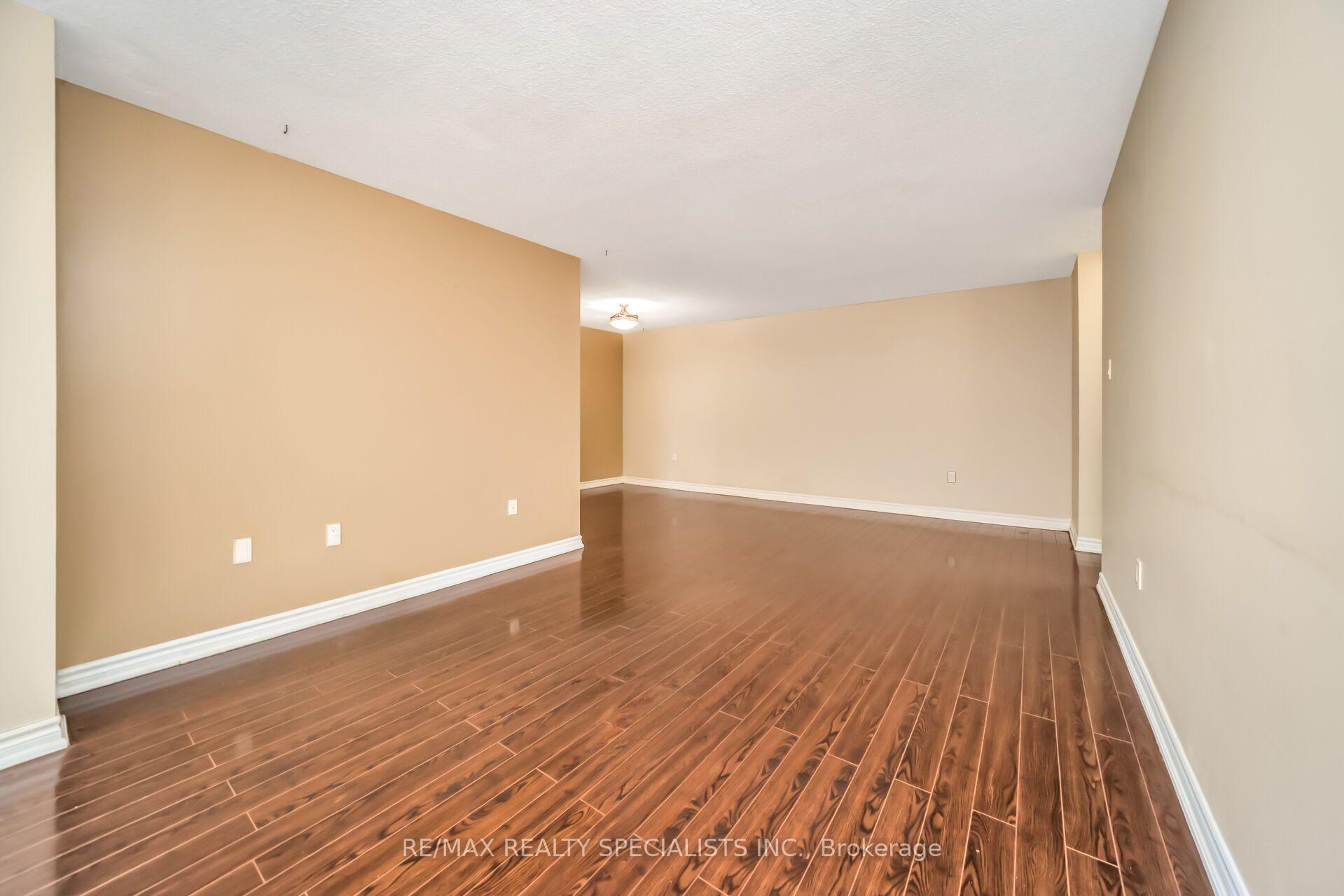 Photo 13 of Unit 1008, 4 Kings Cross Road, Brampton, Queen Street Corridor — HOMEH