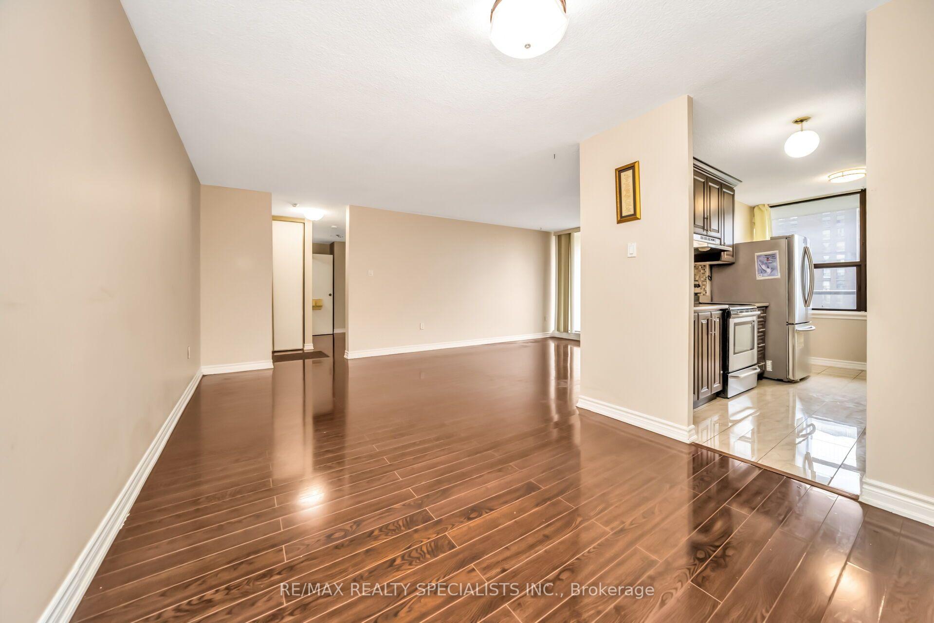 Photo 15 of Unit 1008, 4 Kings Cross Road, Brampton, Queen Street Corridor — HOMEH
