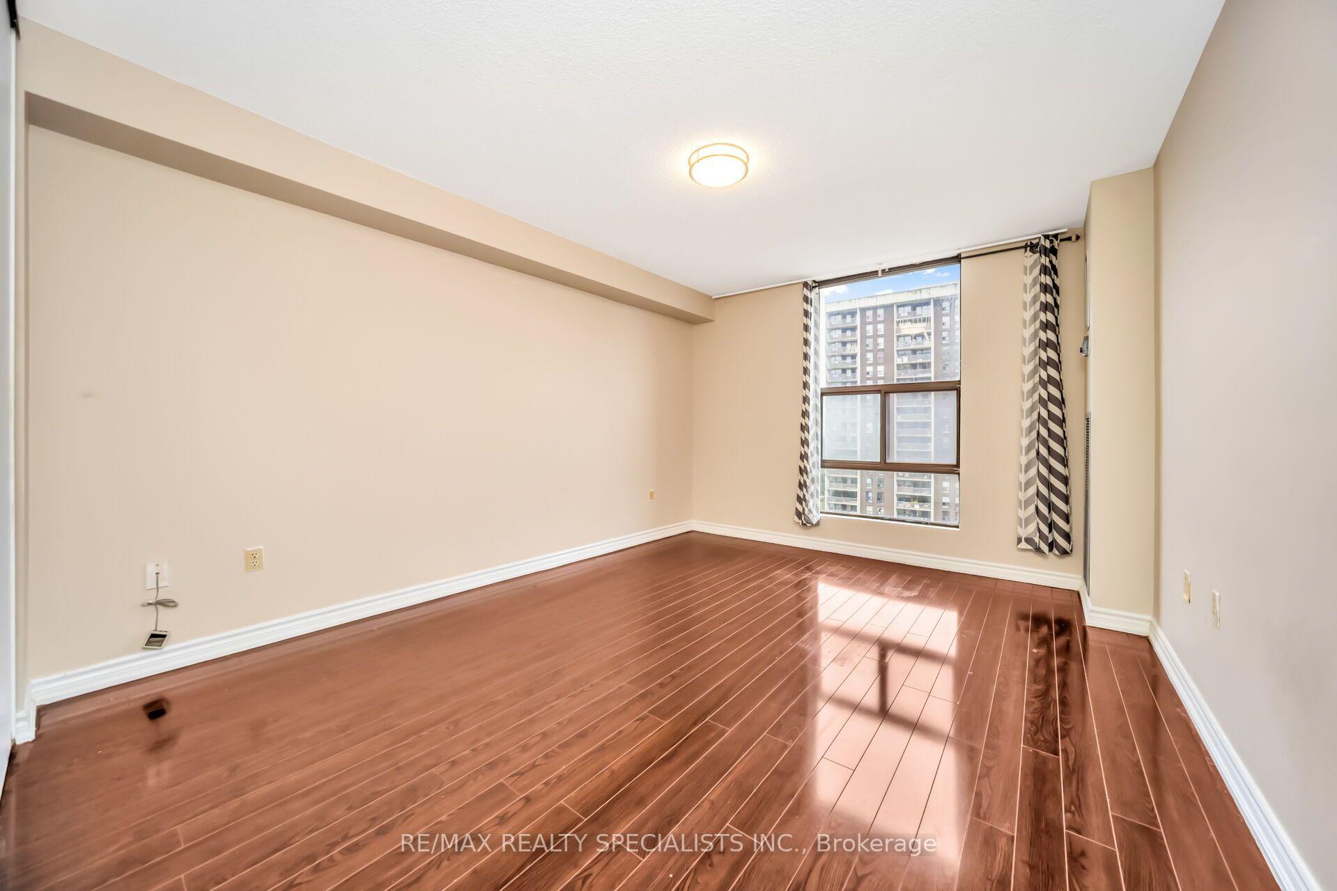 Photo 23 of Unit 1008, 4 Kings Cross Road, Brampton, Queen Street Corridor — HOMEH