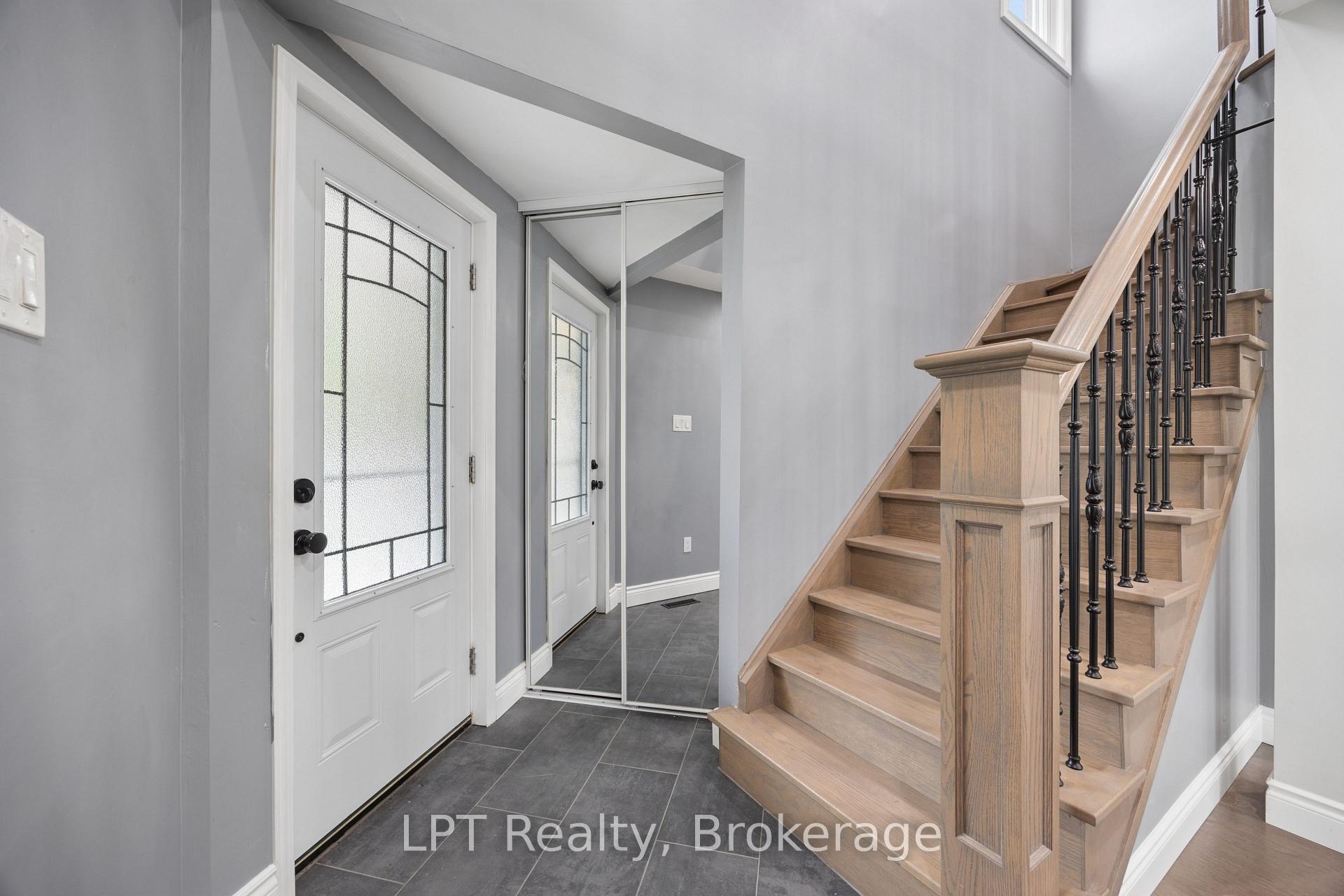 Photo 5 of 178 Sandringham Drive, Clarington, Courtice — HOMEH