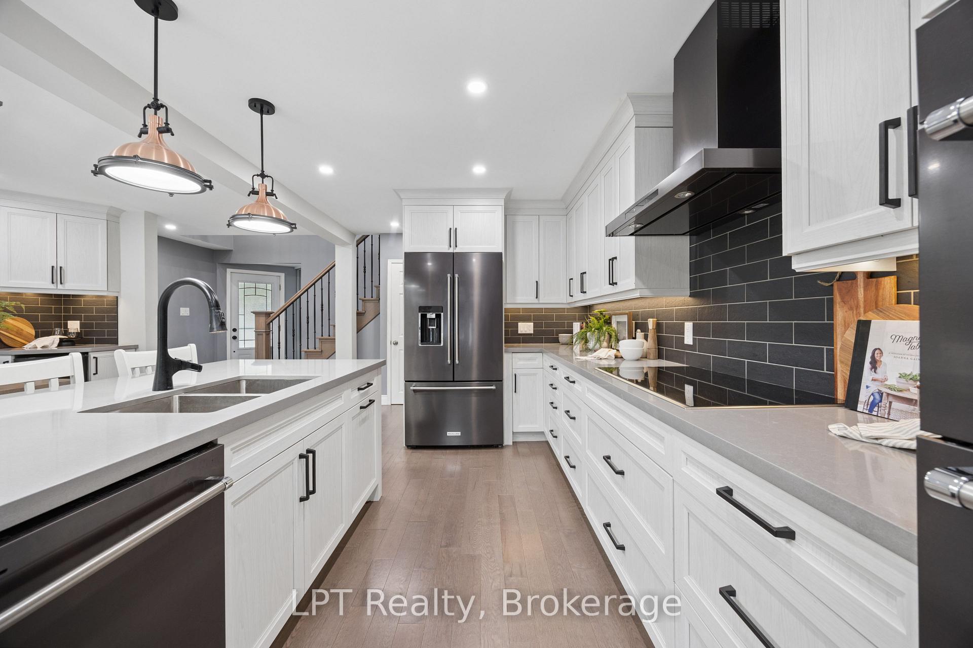 Photo 11 of 178 Sandringham Drive, Clarington, Courtice — HOMEH