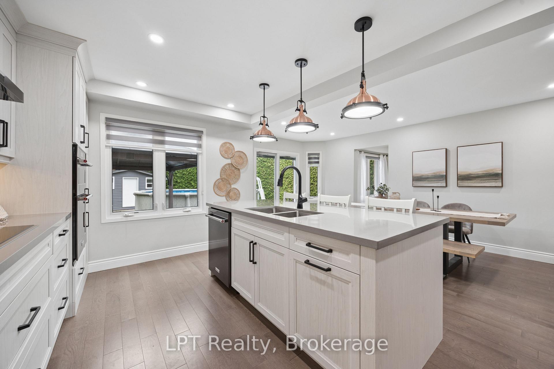 Photo 14 of 178 Sandringham Drive, Clarington, Courtice — HOMEH