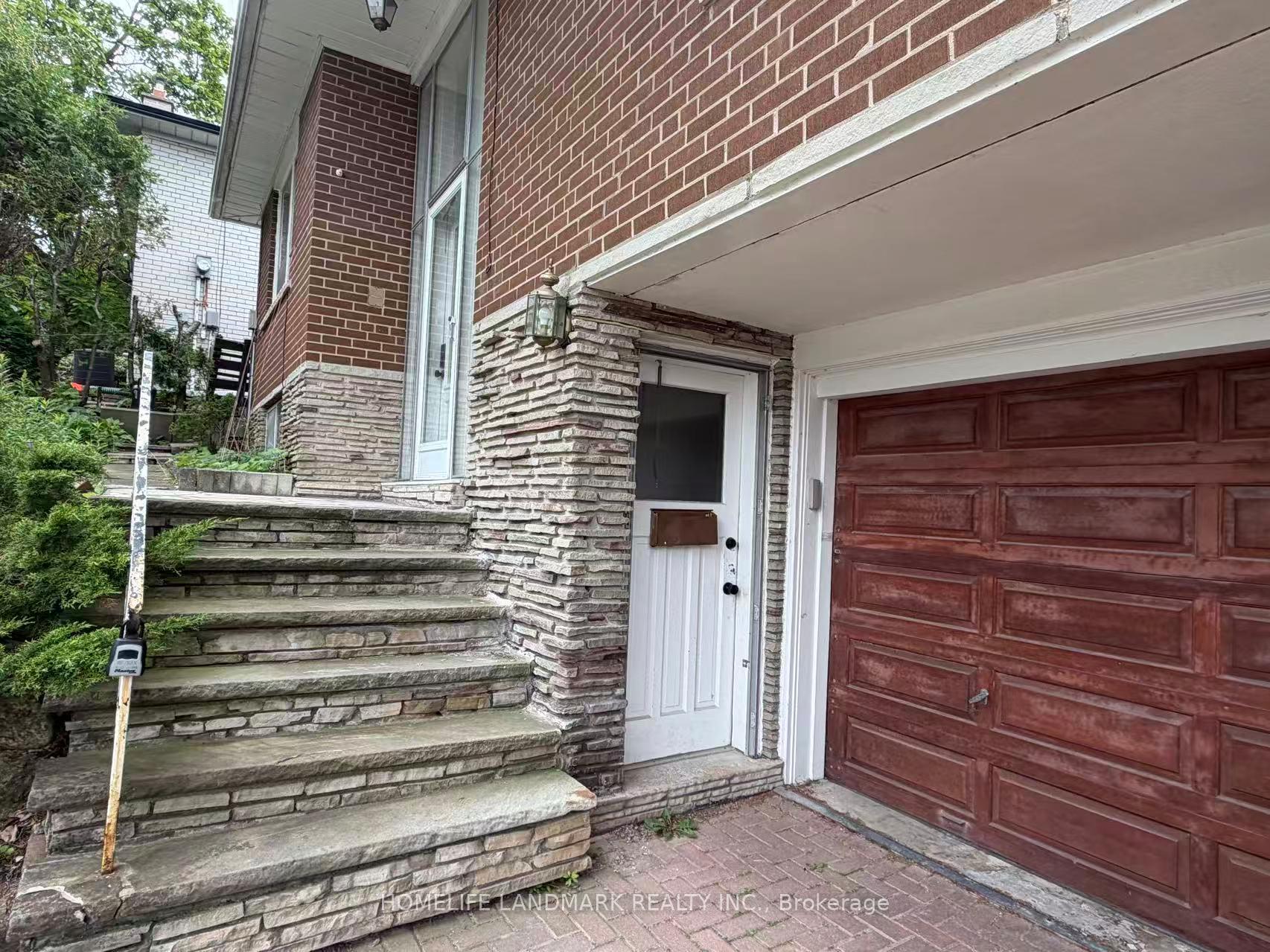 Photo 8 of BASEMENT 74 Valentine Drive, North York, Parkwoods-Donalda — HOMEH