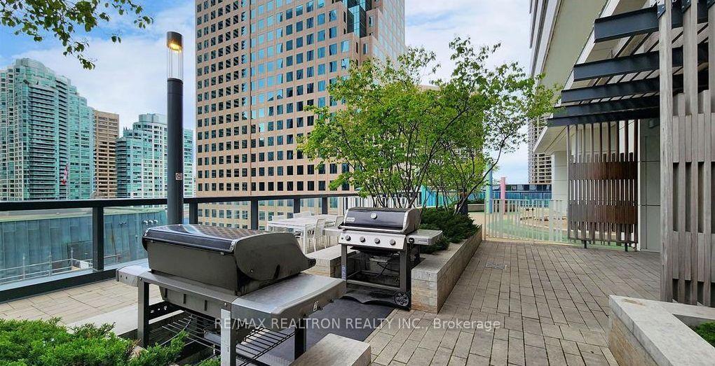 Photo 43 of Unit 1504, 88 Harbour Street, Toronto, Waterfront Communities — HOMEH
