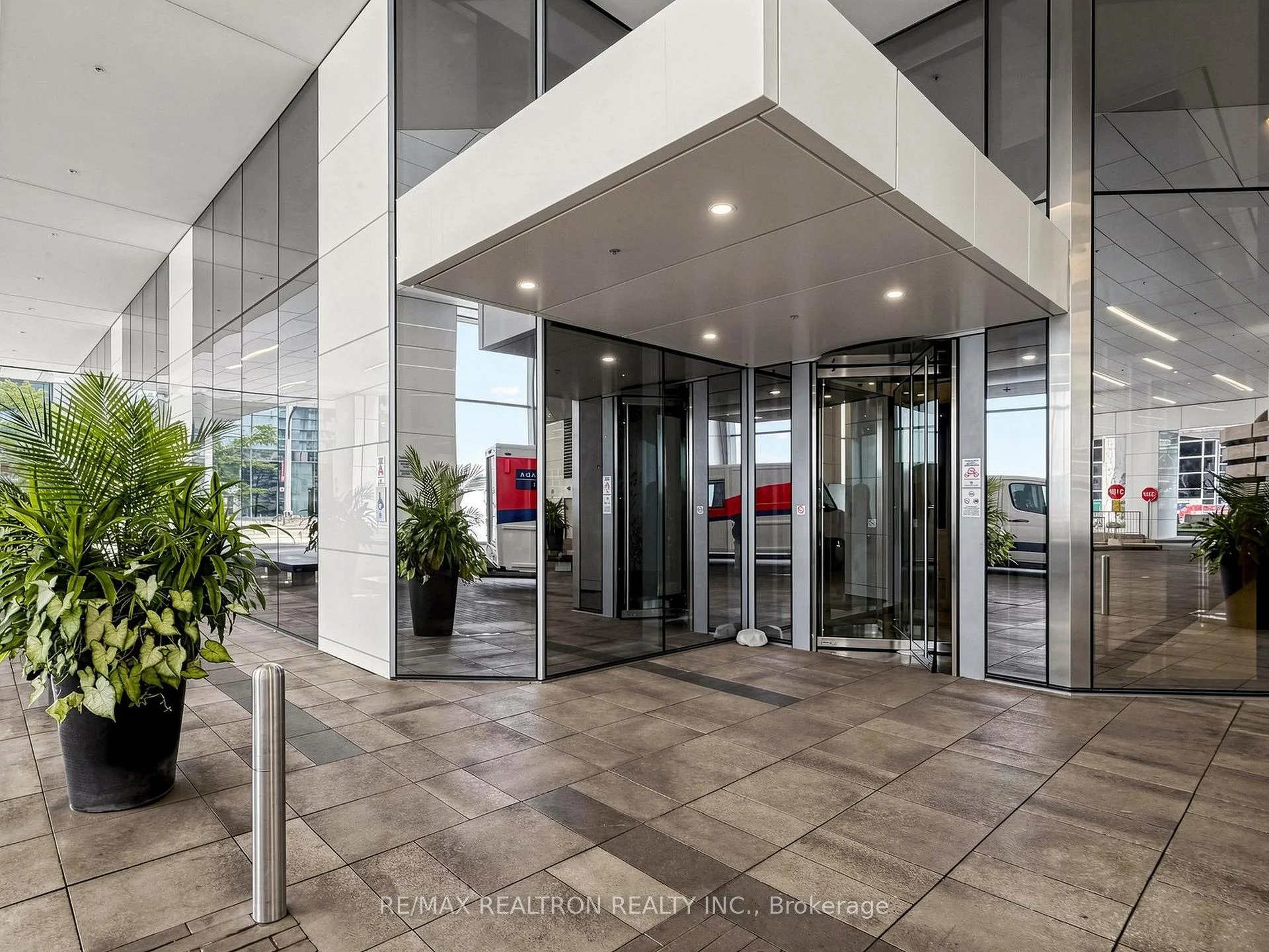 Photo 30 of Unit 1504, 88 Harbour Street, Toronto, Waterfront Communities — HOMEH