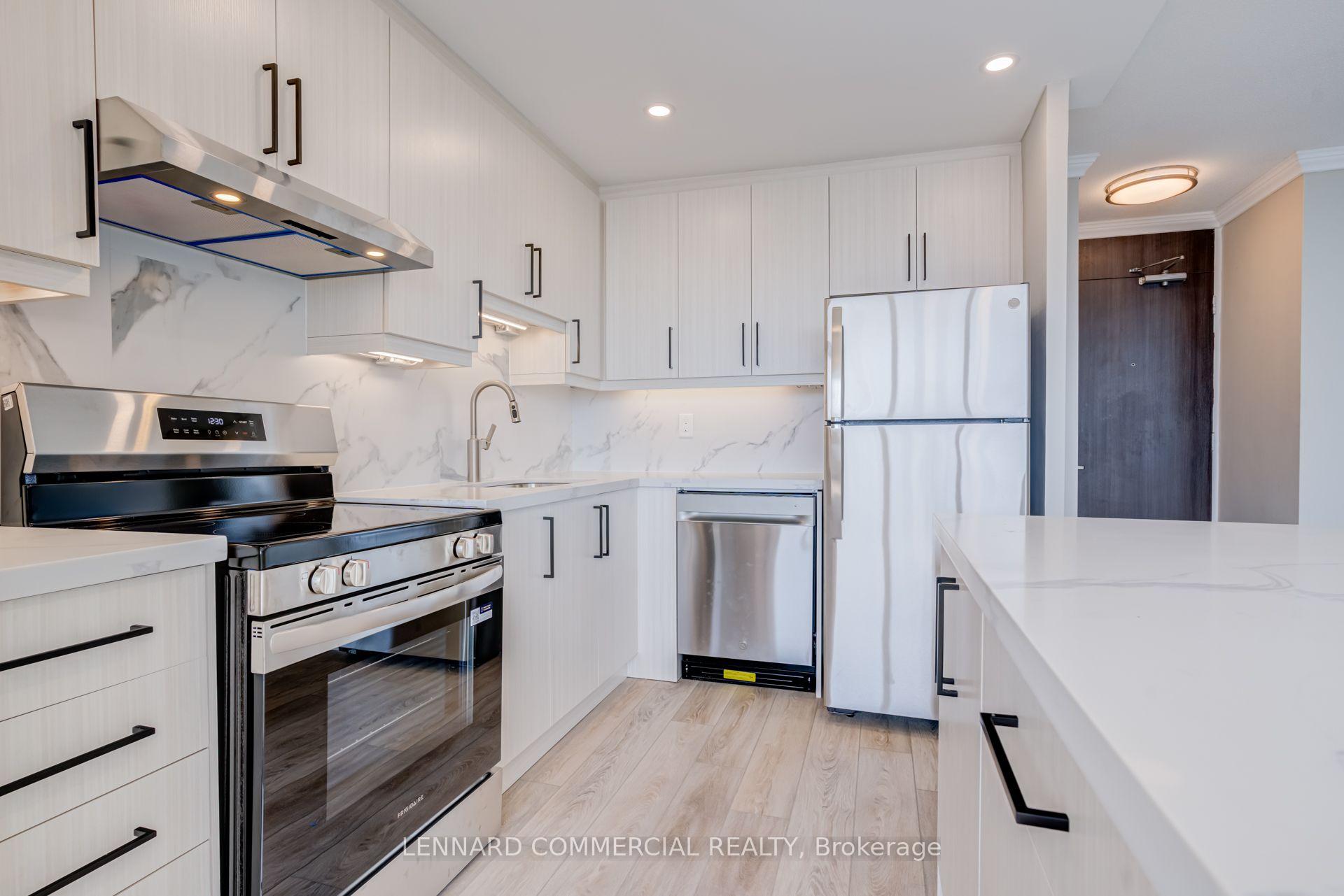 Photo 11 of Unit 3207, 60 Pleasant Boulevard, Toronto, Rosedale-Moore Park — HOMEH
