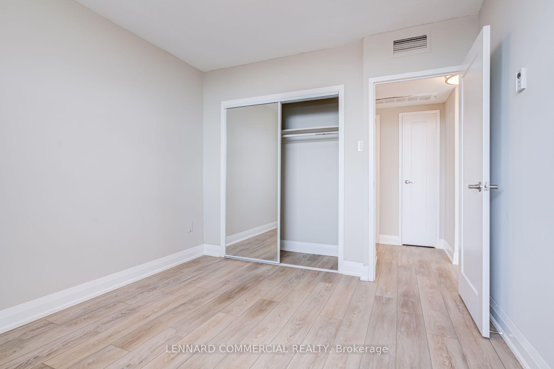 Photo 21 of Unit 3207, 60 Pleasant Boulevard, Toronto, Rosedale-Moore Park — HOMEH
