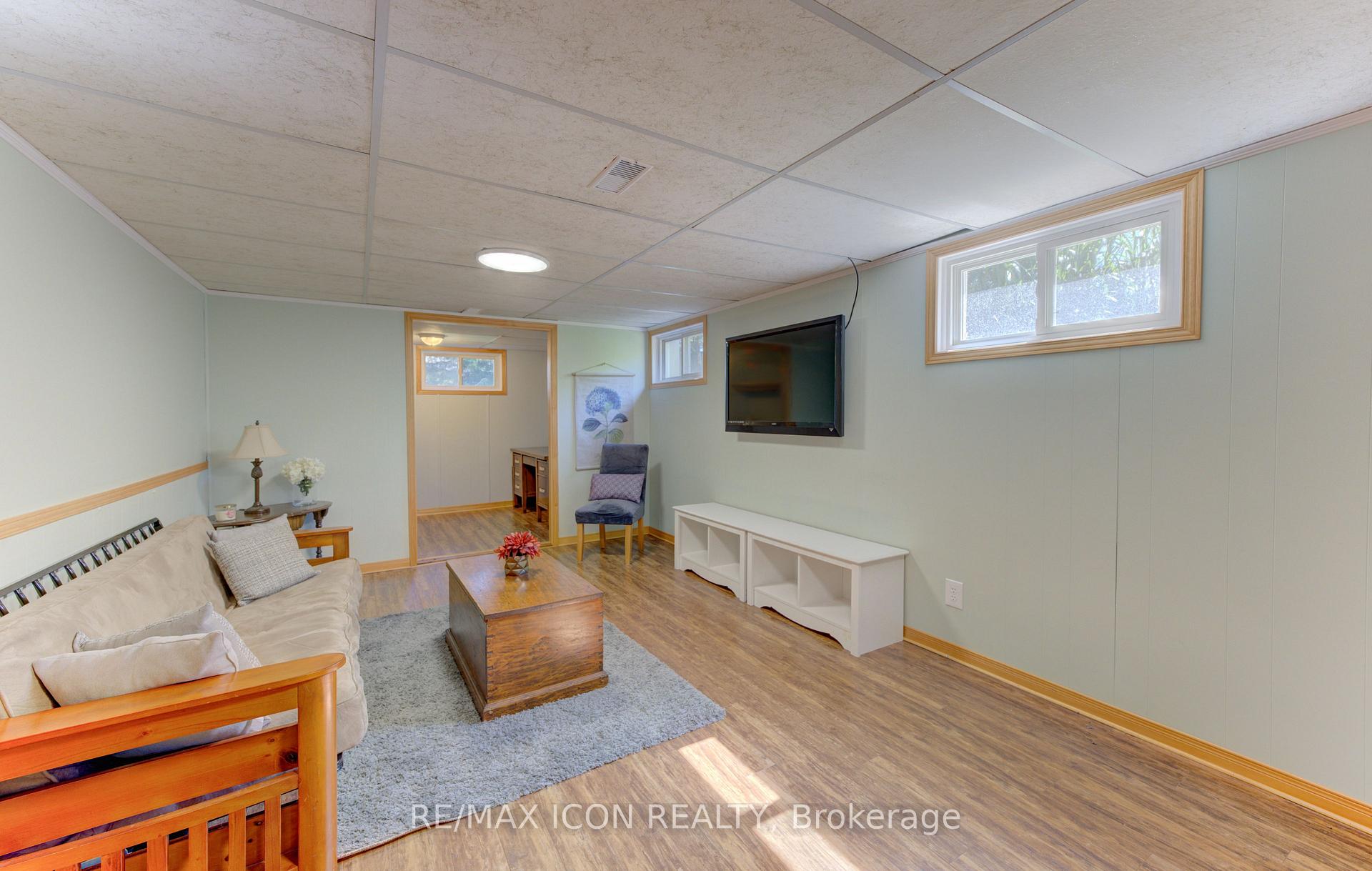 Photo 23 of 31 Grosbeak Road, Woolwich, Elmira — HOMEH