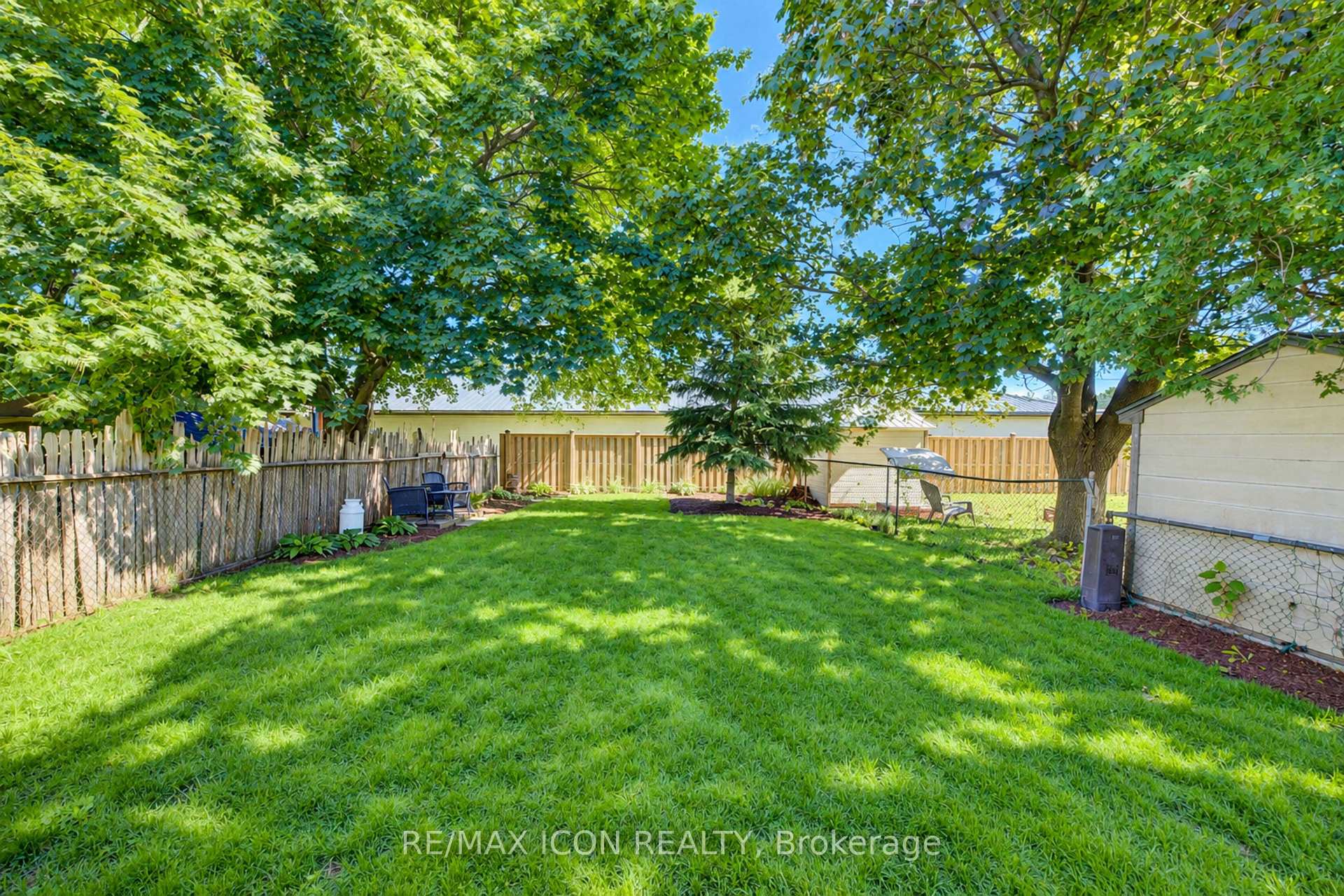 Photo 32 of 31 Grosbeak Road, Woolwich, Elmira — HOMEH