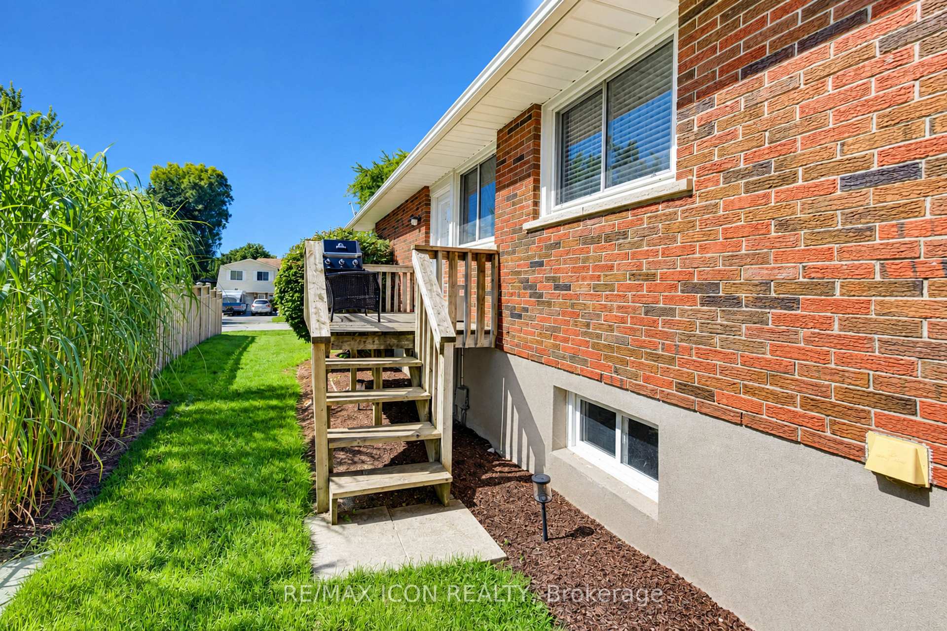 Photo 34 of 31 Grosbeak Road, Woolwich, Elmira — HOMEH