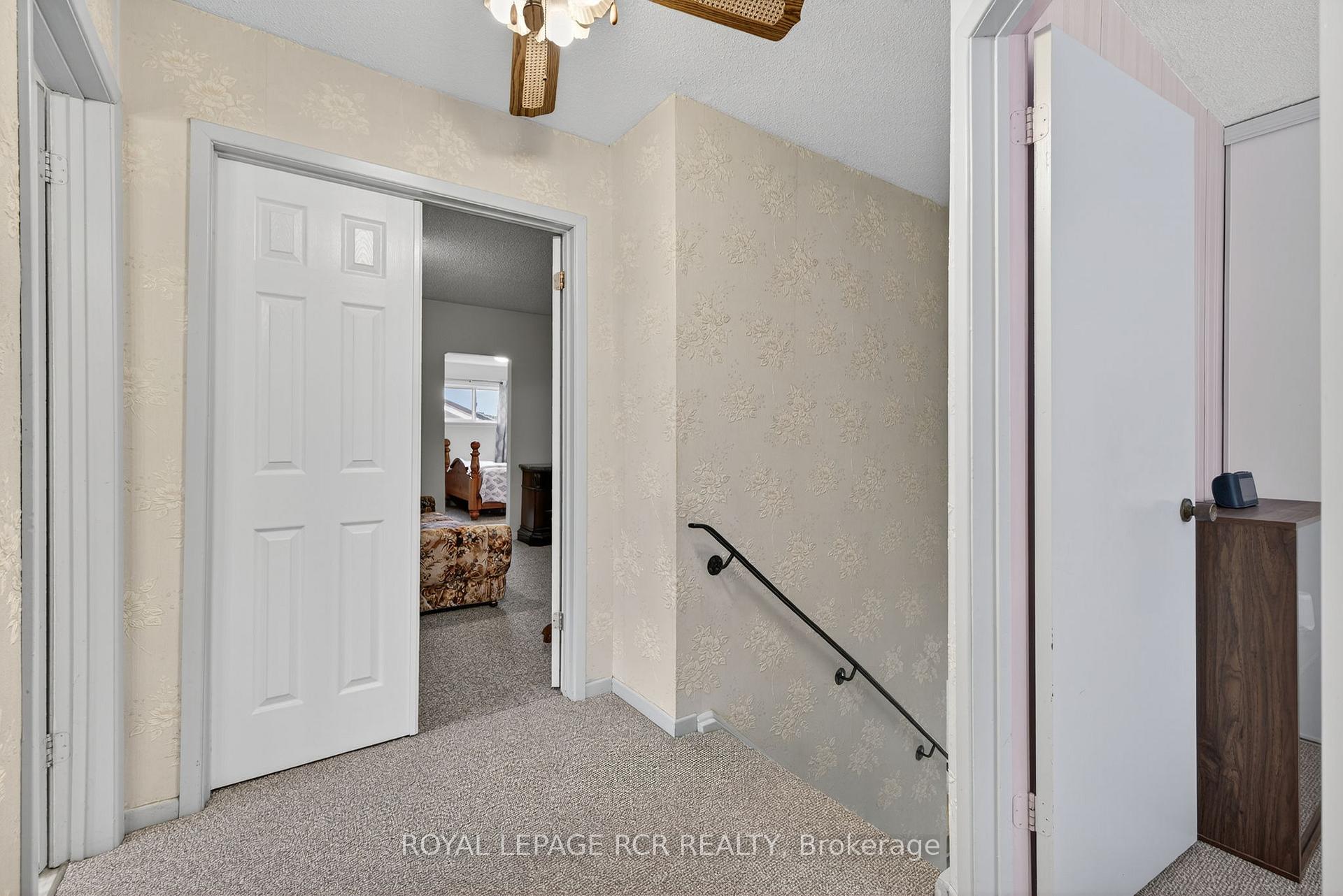 Photo 21 of 856 Magnolia Avenue, Newmarket, Huron Heights-Leslie Valley — HOMEH