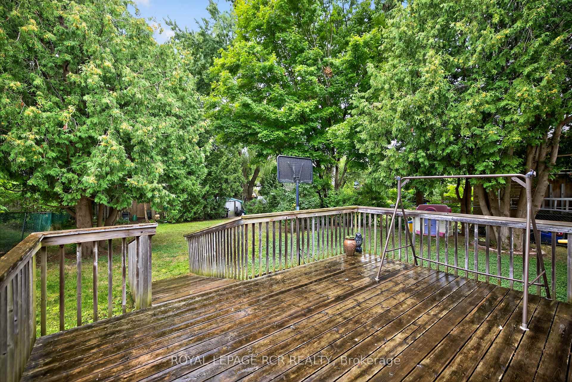 Photo 40 of 856 Magnolia Avenue, Newmarket, Huron Heights-Leslie Valley — HOMEH