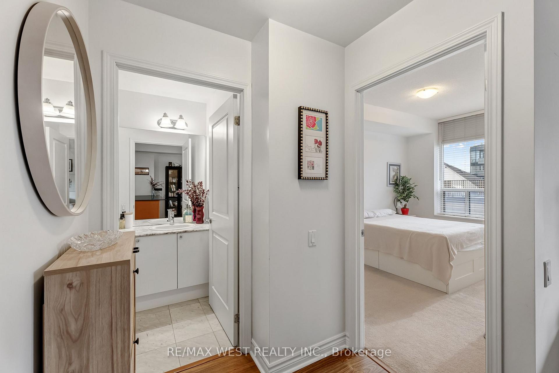 Photo 16 of Unit 402, 4196 Dundas Street W, Etobicoke, Edenbridge-Humber Valley — HOMEH