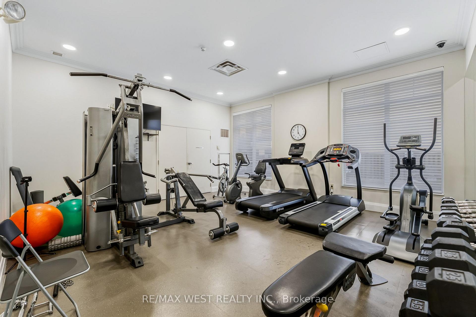 Photo 32 of Unit 402, 4196 Dundas Street W, Etobicoke, Edenbridge-Humber Valley — HOMEH