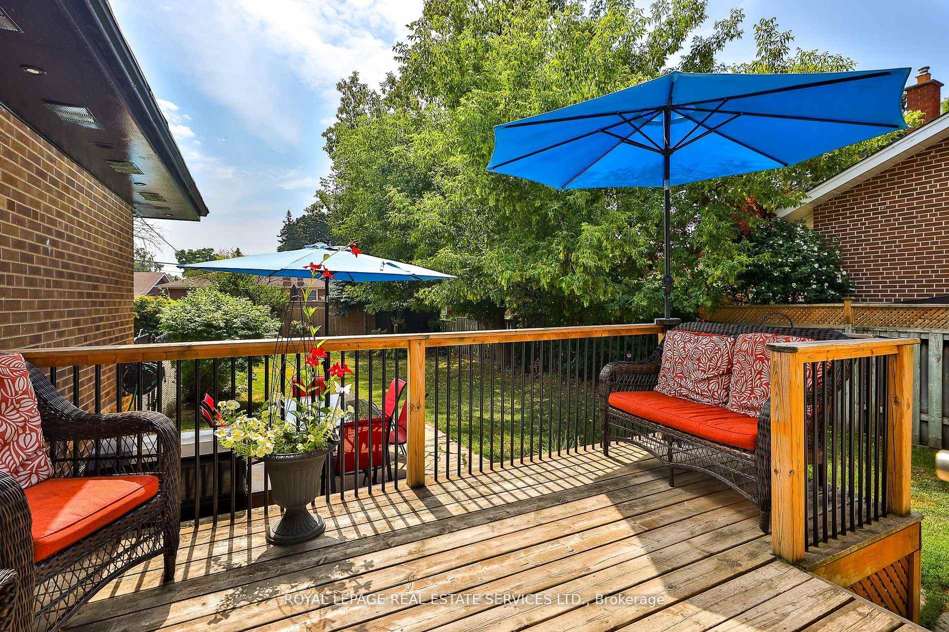 Photo 27 of 45 Doonaree Drive, North York, Parkwoods-Donalda — HOMEH