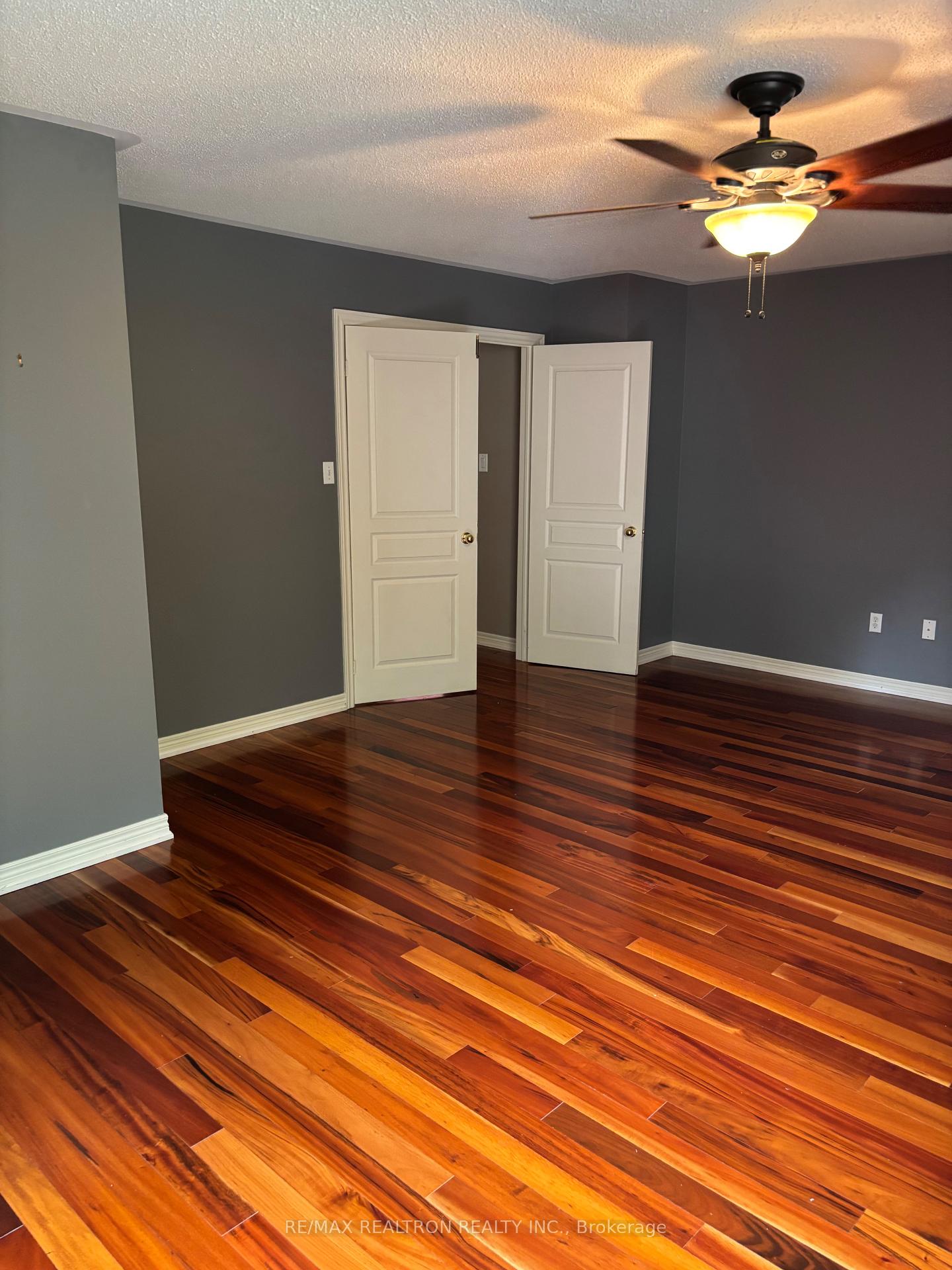 Photo 26 of 298 Thornhill Woods Drive, Vaughan, Patterson — HOMEH