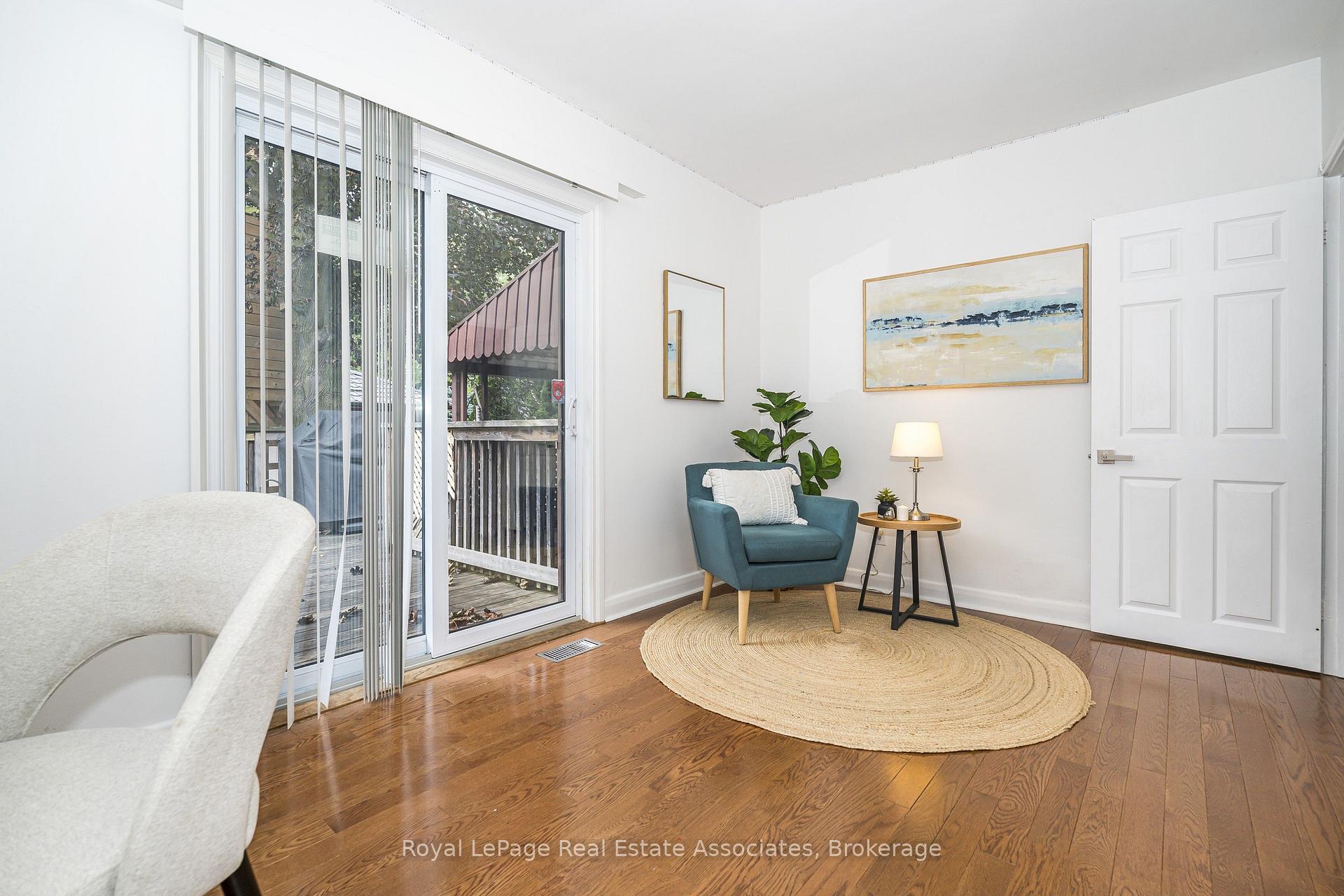 Photo 22 of 22 Maple Avenue N, Mississauga, Port Credit — HOMEH
