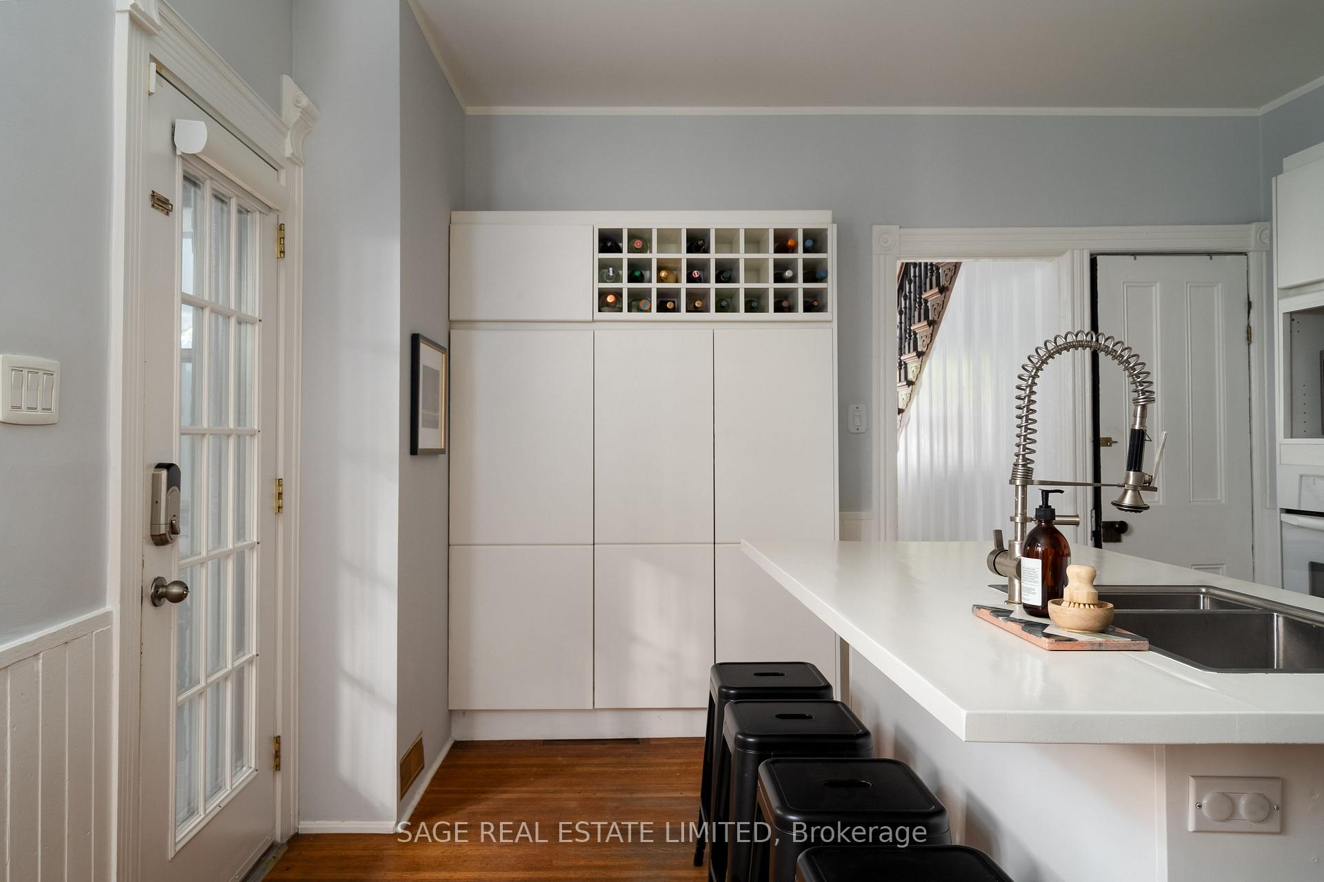 Photo 9 of 27 Callender Street, Toronto, Roncesvalles — HOMEH