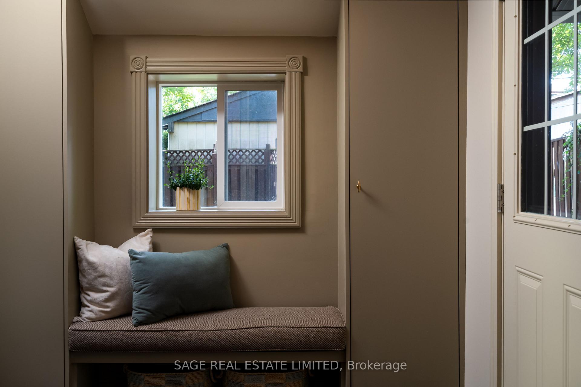 Photo 13 of 27 Callender Street, Toronto, Roncesvalles — HOMEH
