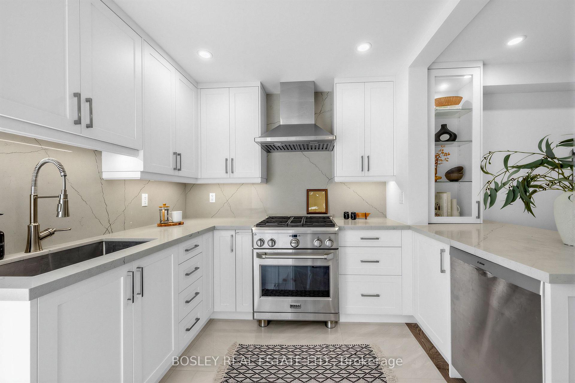 Photo 8 of 153 Lambertlodge Avenue, Toronto, Wychwood — HOMEH
