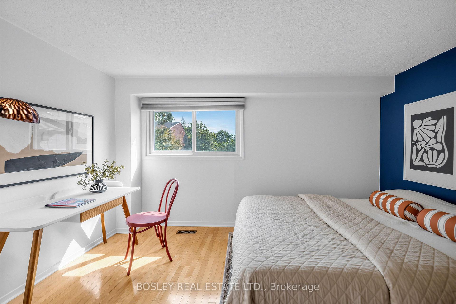 Photo 18 of 153 Lambertlodge Avenue, Toronto, Wychwood — HOMEH