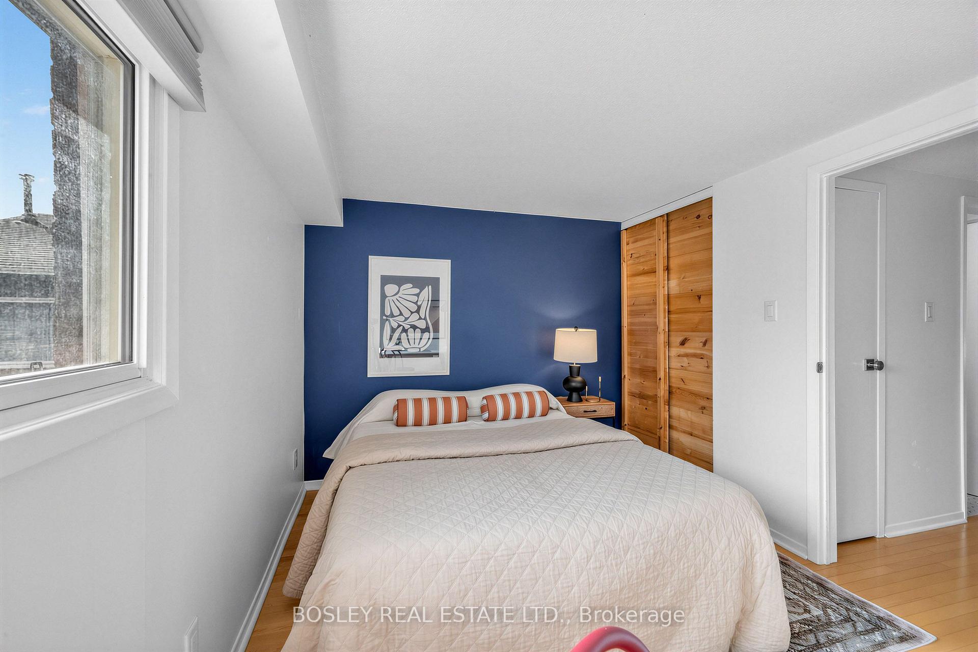 Photo 19 of 153 Lambertlodge Avenue, Toronto, Wychwood — HOMEH