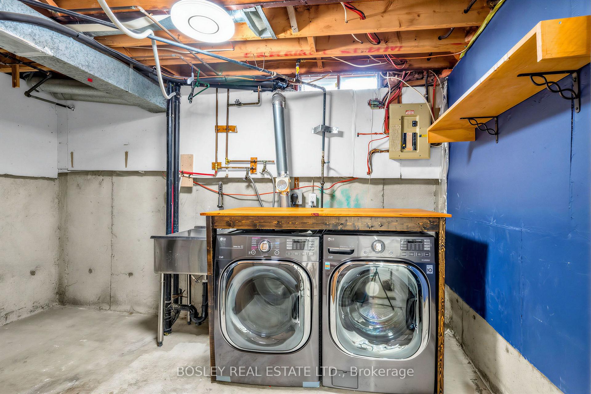Photo 25 of 153 Lambertlodge Avenue, Toronto, Wychwood — HOMEH