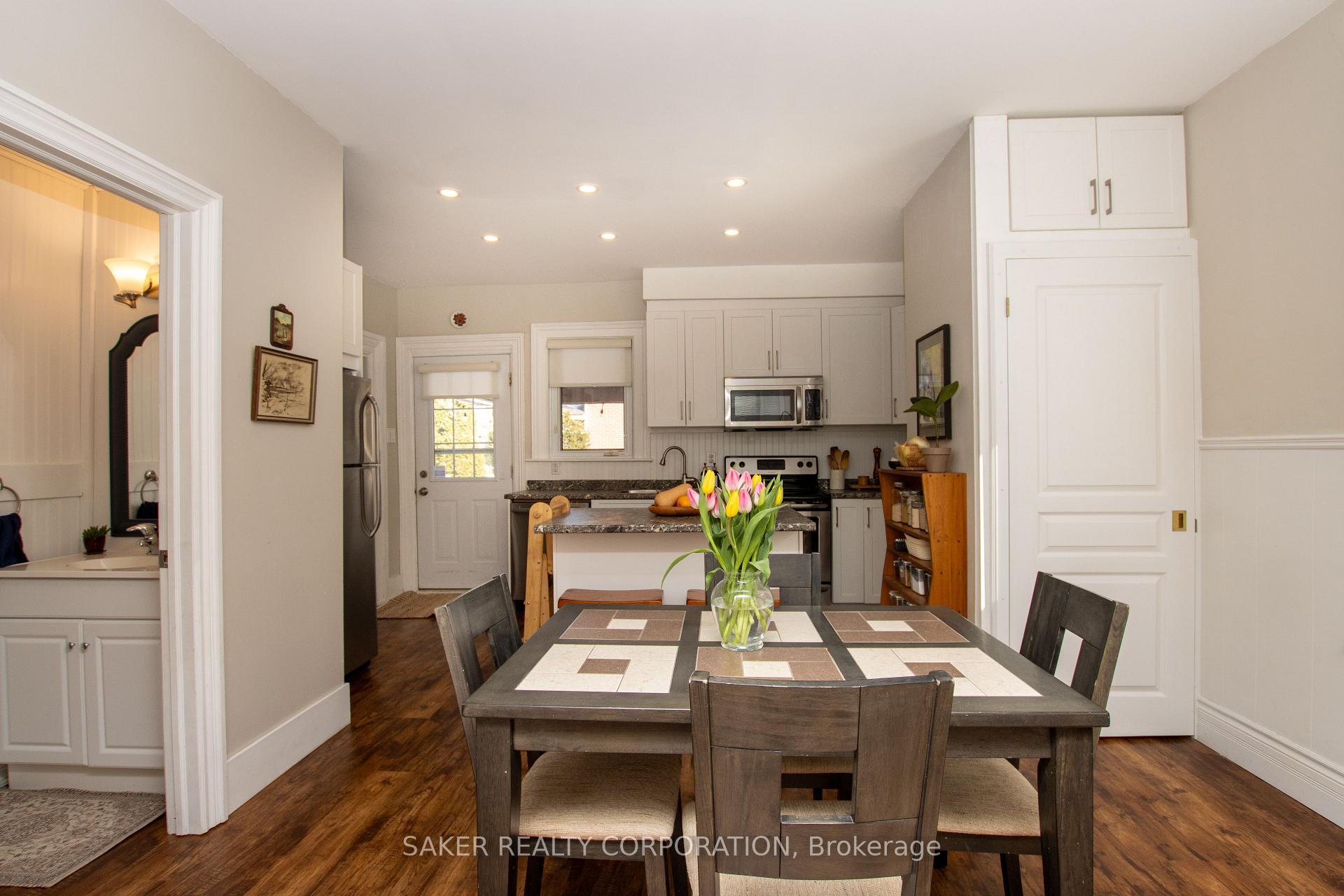Photo 10 of 688 William Street, London, East F — HOMEH