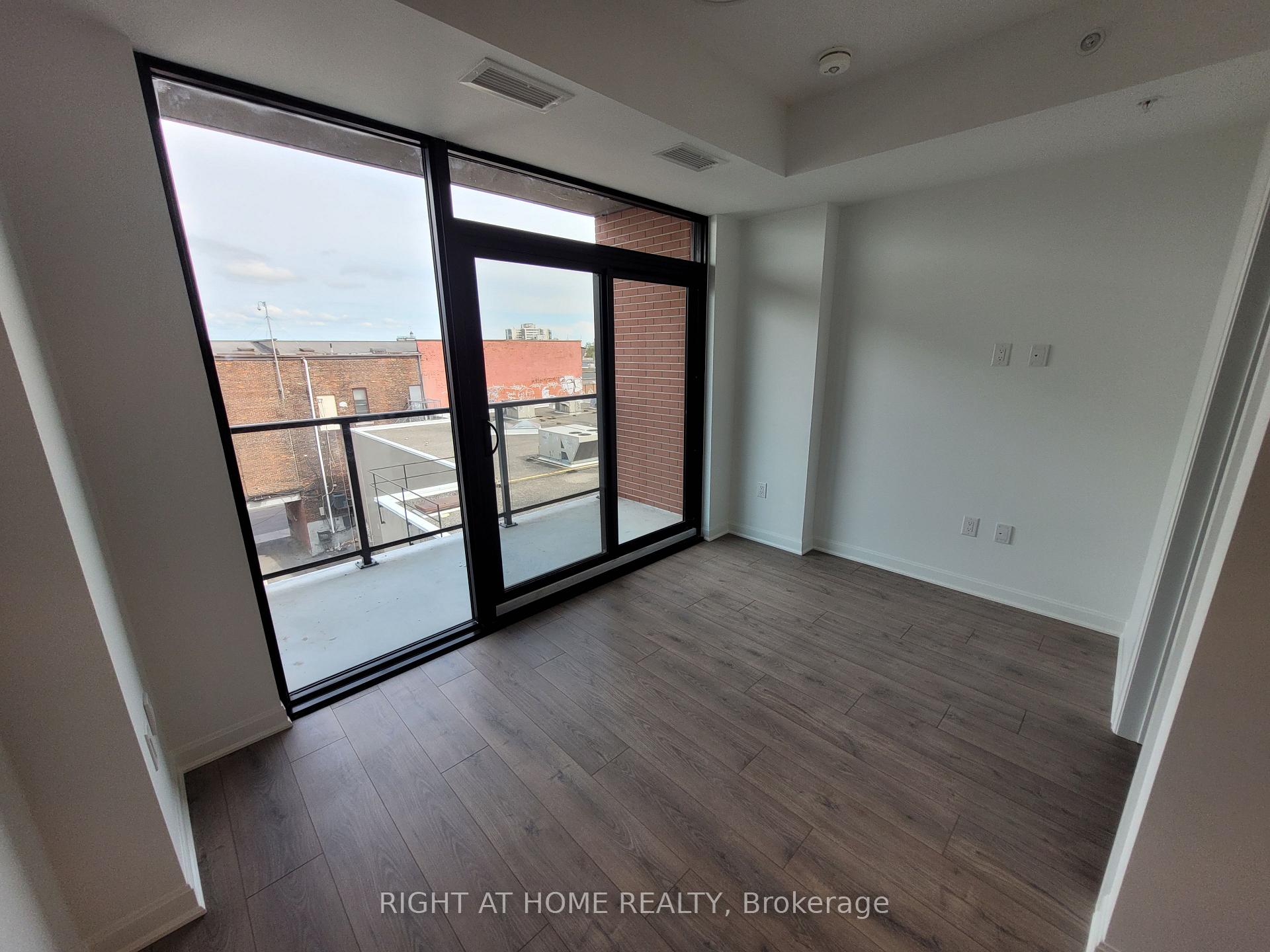 Photo 14 of Unit 406, 223 Princess Street, Kingston, East of Sir John A. Blvd — HOMEH
