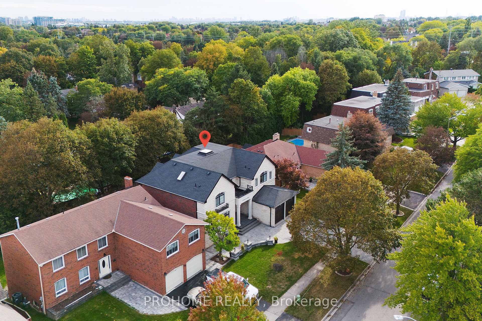 Photo 3 of 96 Briarwood Road, Markham, Unionville — HOMEH