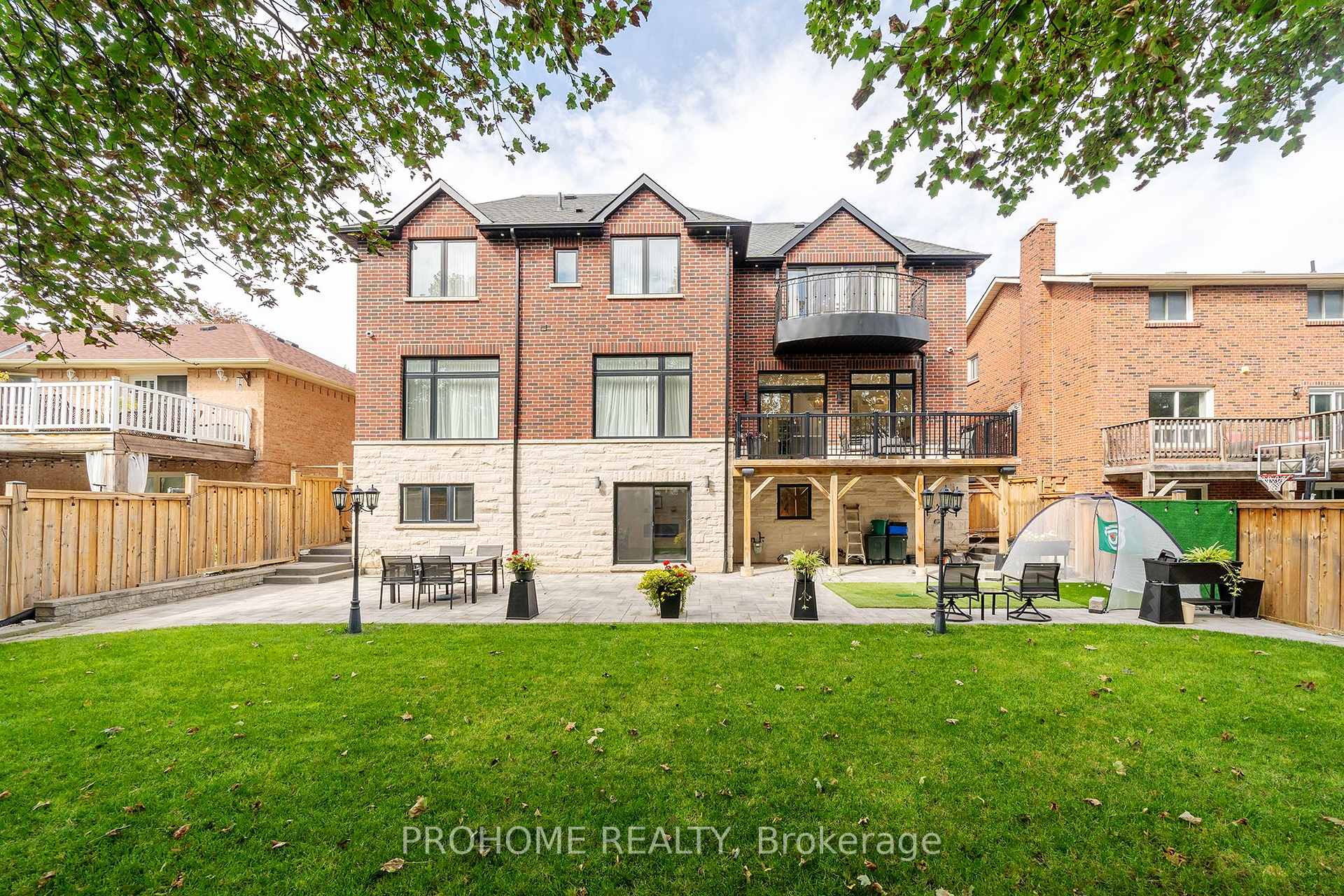 Photo 49 of 96 Briarwood Road, Markham, Unionville — HOMEH