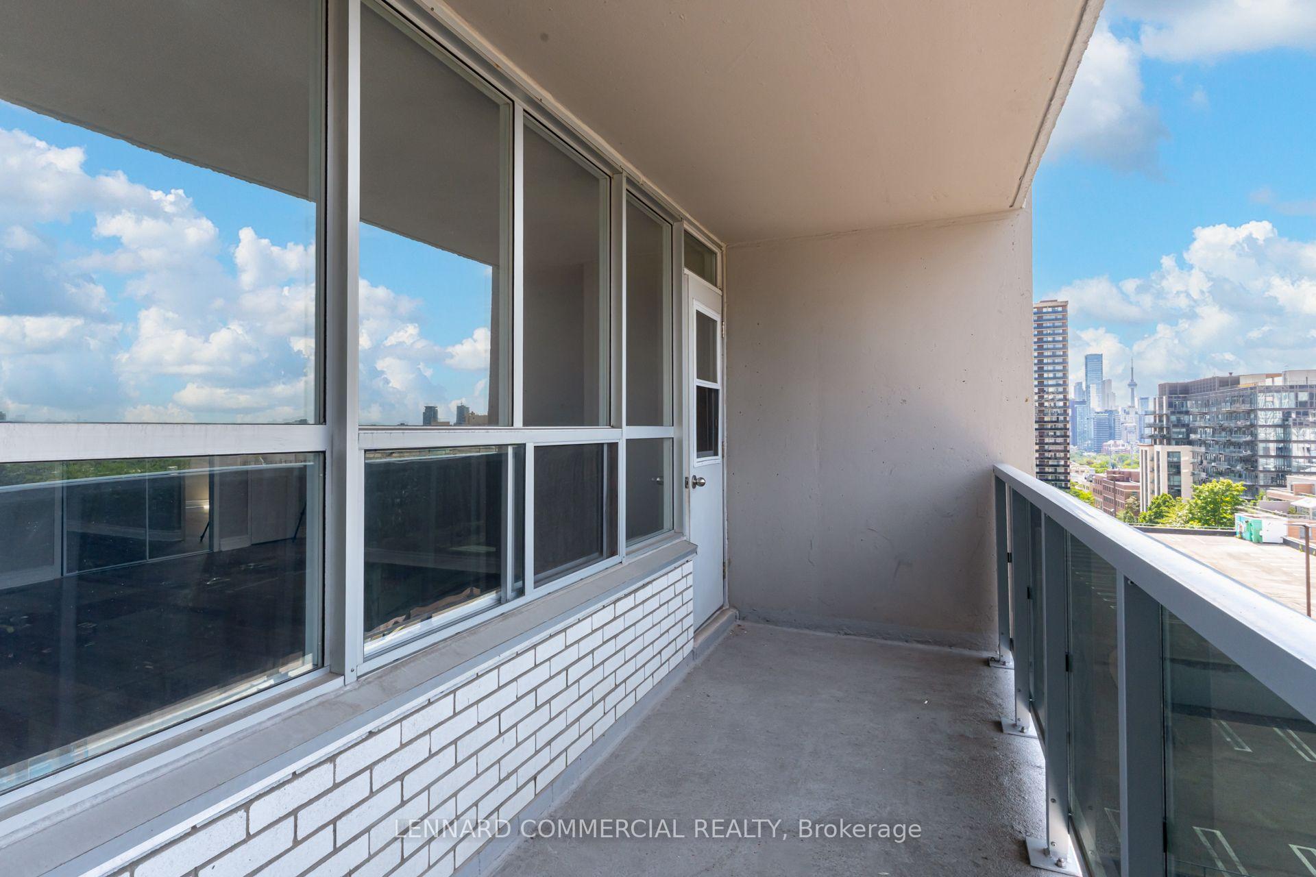 Photo 19 of Unit 2806, 60 Pleasant Boulevard, Toronto, Rosedale-Moore Park — HOMEH