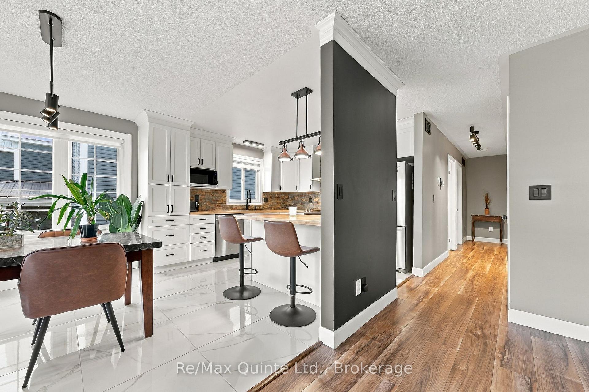 Photo 18 of 111 Cannifton Road N, Belleville, Thurlow Ward — HOMEH