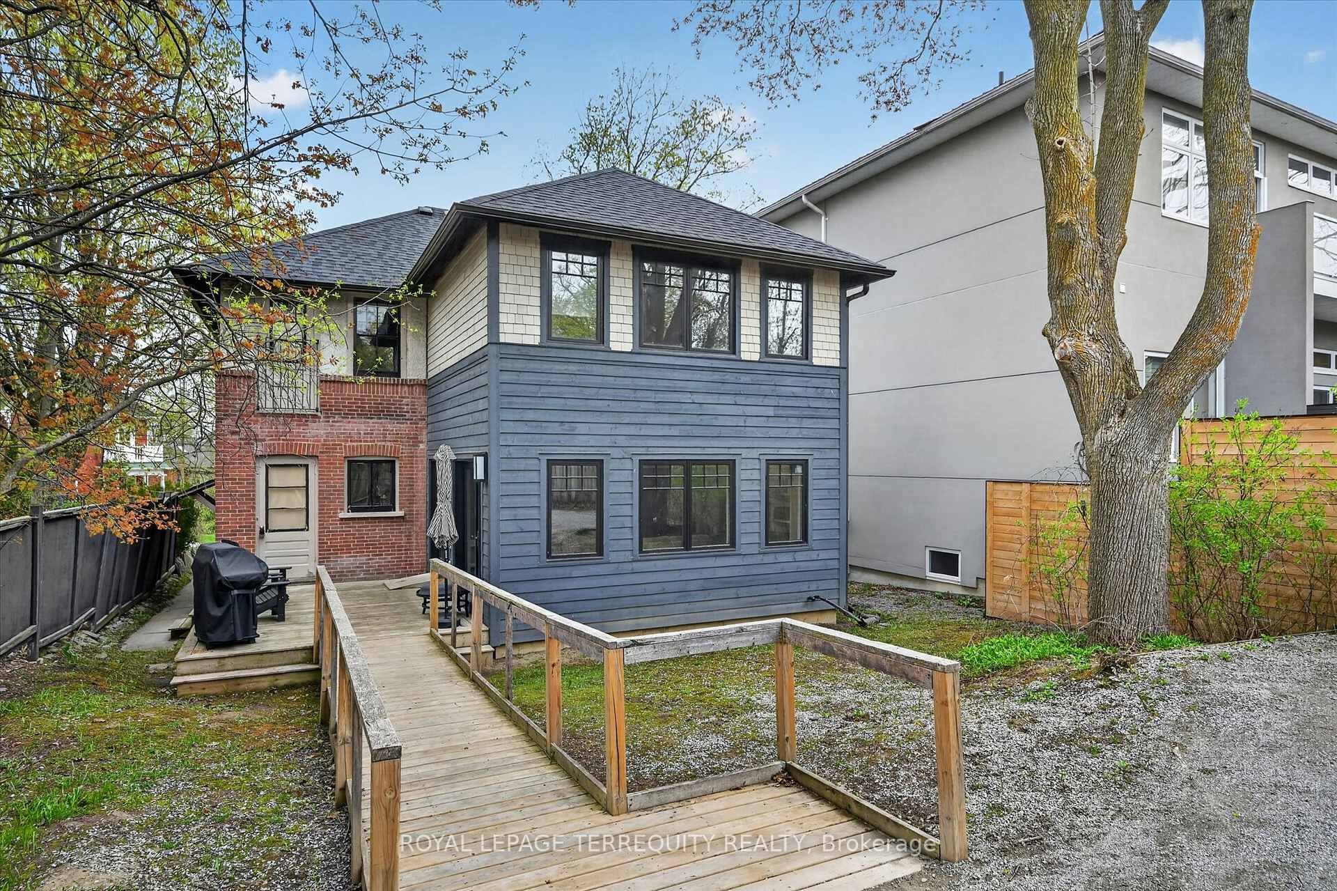 Photo 2 of 53 Benson Avenue, Peterborough, Northcrest Ward 5 — HOMEH