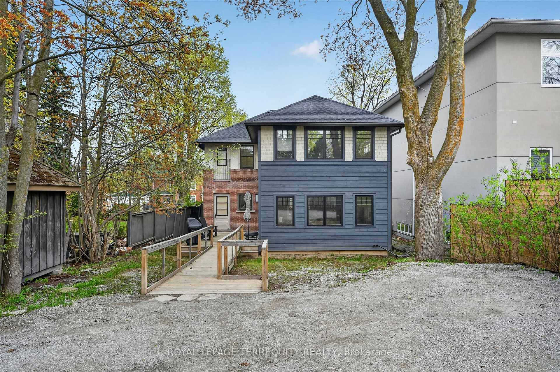 Photo 3 of 53 Benson Avenue, Peterborough, Northcrest Ward 5 — HOMEH