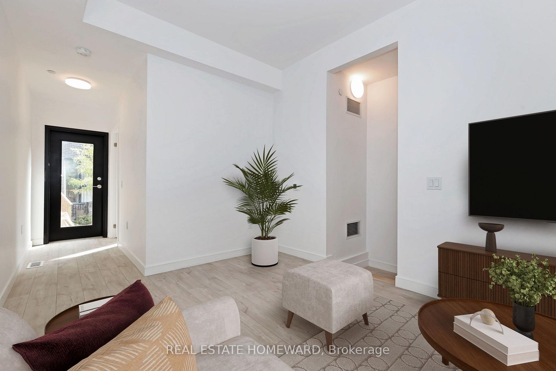 Photo 11 of Unit 16, 178 Clonmore Drive, Scarborough, Birchcliffe-Cliffside — HOMEH
