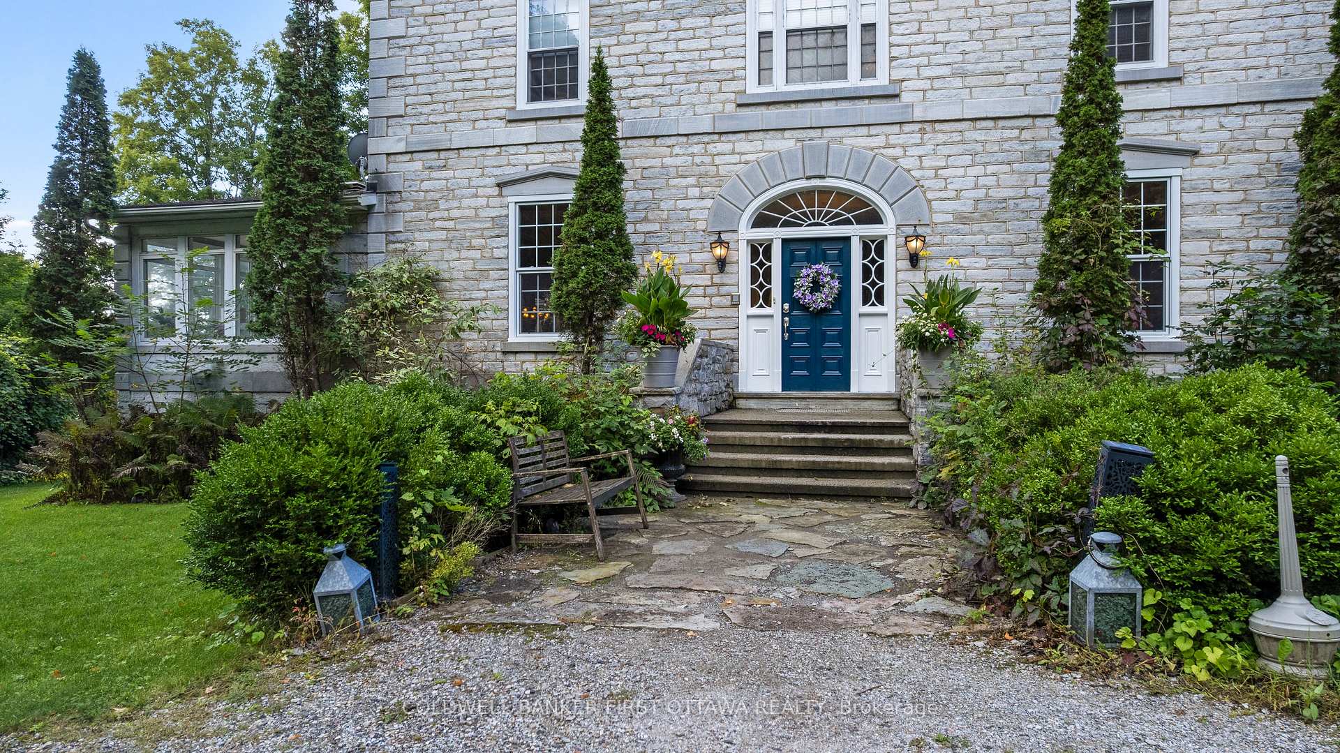 Photo 5 of 131 Mill Street, Lanark Highlands, Lanark Highlands (Lanark Village) — HOMEH