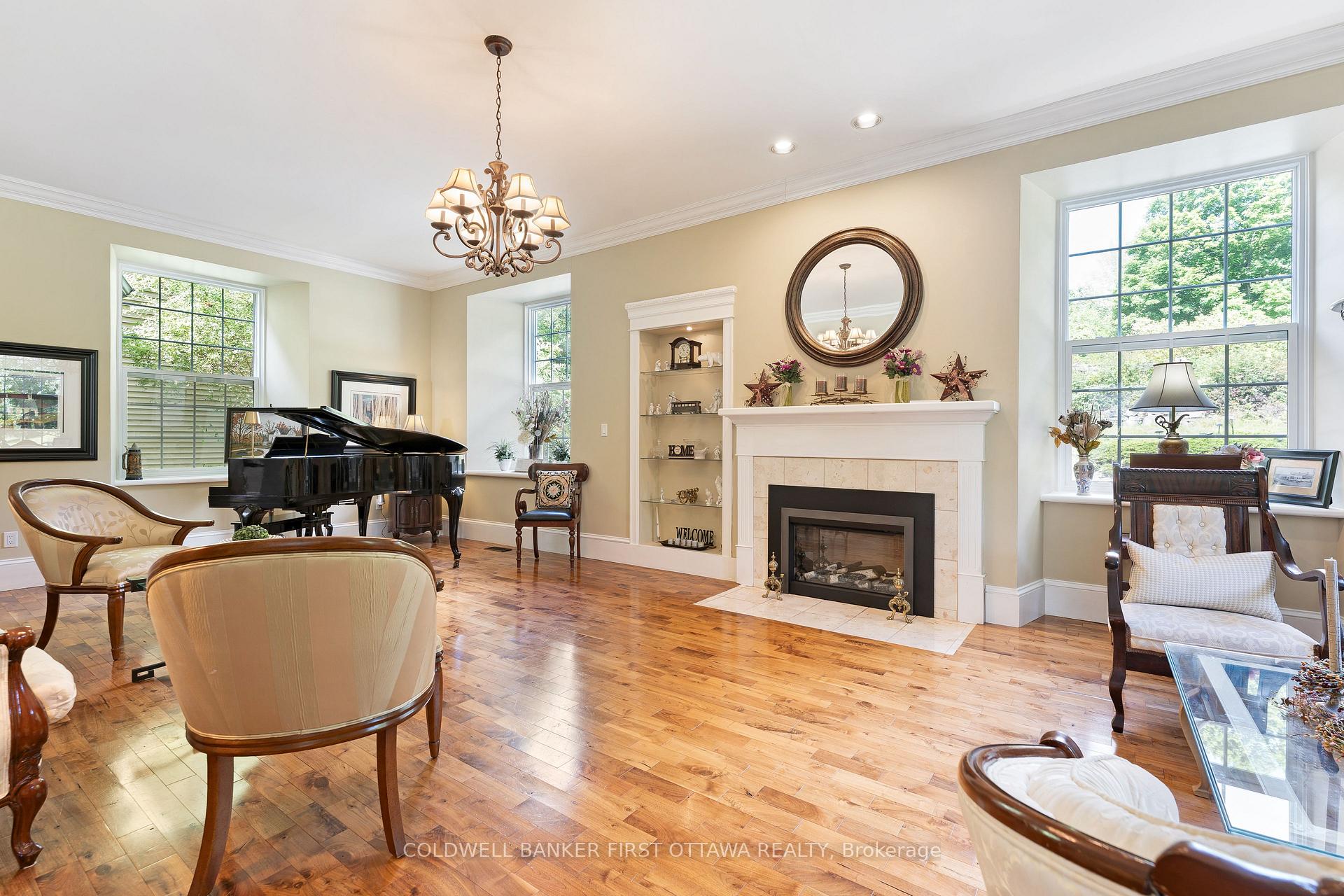 Photo 7 of 131 Mill Street, Lanark Highlands, Lanark Highlands (Lanark Village) — HOMEH