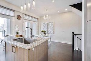 Photo 10 of 24 Harold Lawrie Lane, Markham, Aileen-Willowbrook — HOMEH