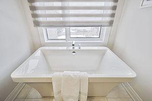 Photo 21 of 24 Harold Lawrie Lane, Markham, Aileen-Willowbrook — HOMEH