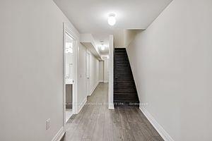 Photo 32 of 24 Harold Lawrie Lane, Markham, Aileen-Willowbrook — HOMEH