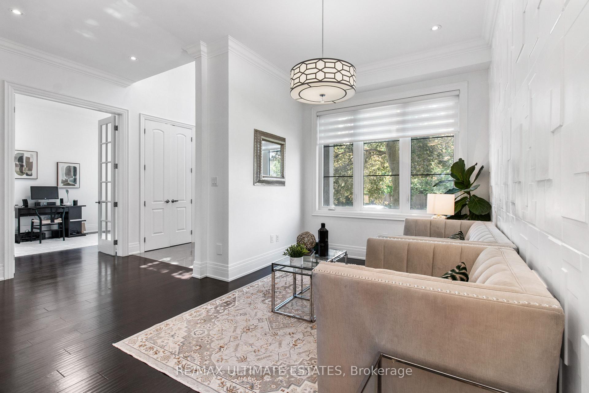 Photo 5 of 38 Devondale Avenue, North York, Newtonbrook West — HOMEH