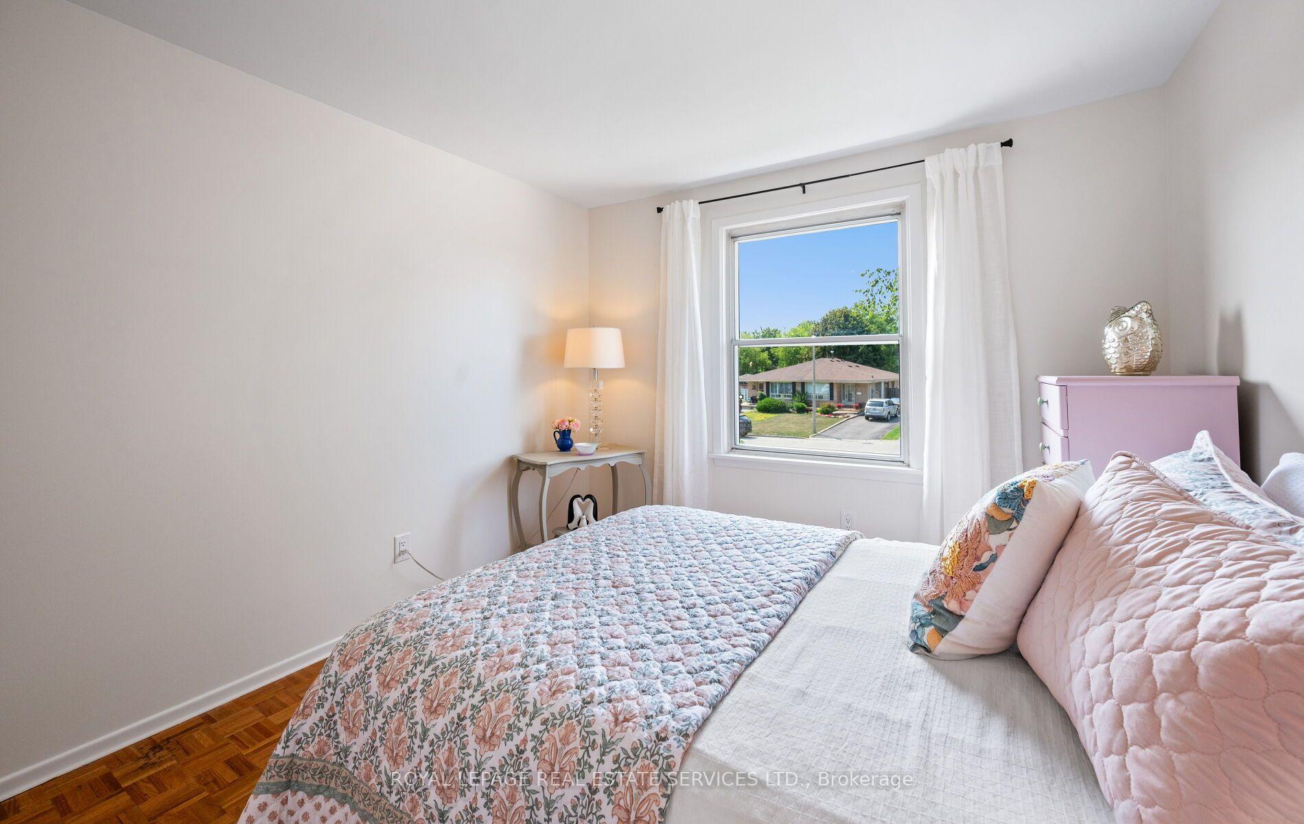 Photo 24 of 20 Glengrove Court, Brampton, Northgate — HOMEH