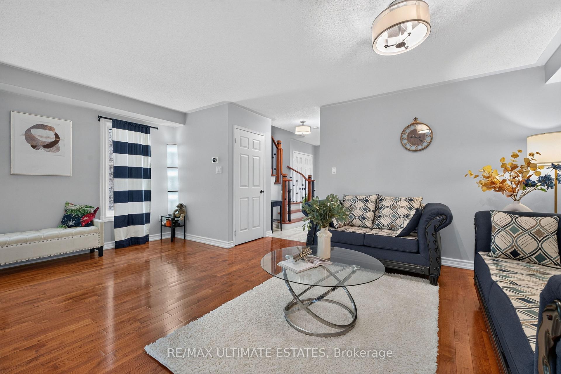 Photo 10 of 587 Caboto Trail, Markham, Village Green-South Unionville — HOMEH