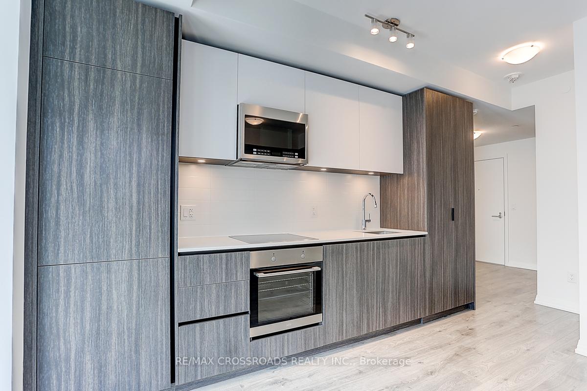 Photo 16 of Unit 1911, 8 Widmer Street, Toronto, Waterfront Communities — HOMEH