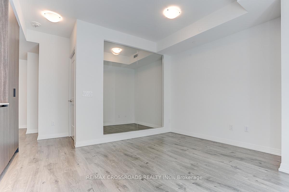 Photo 18 of Unit 1911, 8 Widmer Street, Toronto, Waterfront Communities — HOMEH