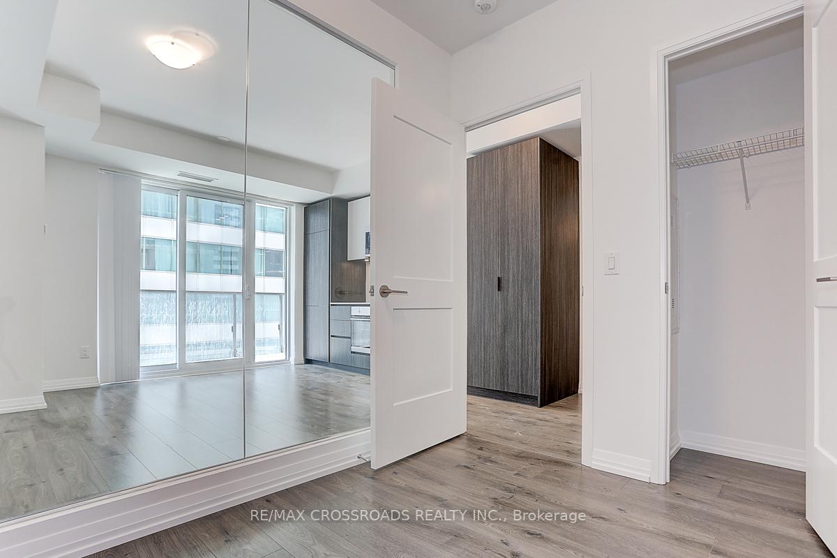 Photo 26 of Unit 1911, 8 Widmer Street, Toronto, Waterfront Communities — HOMEH