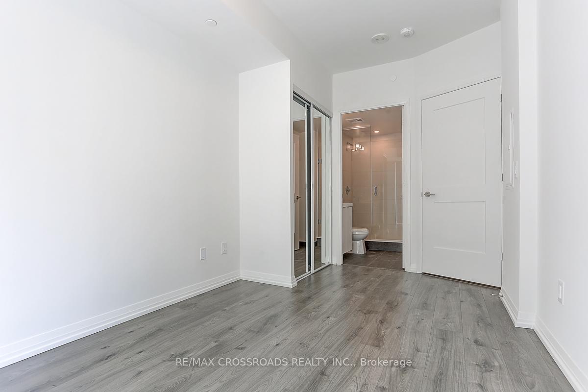 Photo 30 of Unit 1911, 8 Widmer Street, Toronto, Waterfront Communities — HOMEH