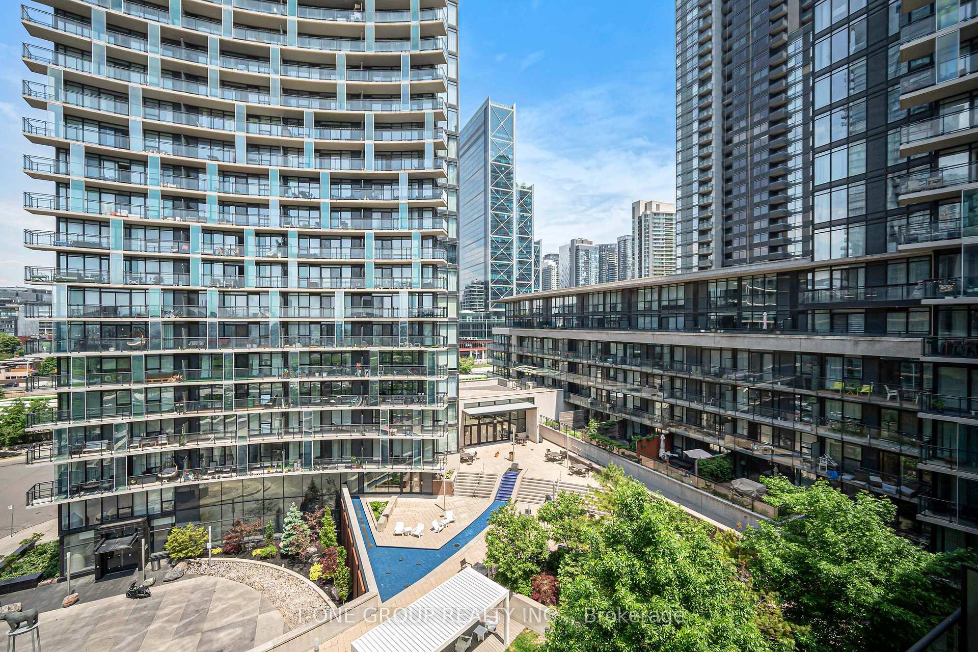 Photo 36 of Unit 829, 8 Telegram Mews, Toronto, Waterfront Communities — HOMEH