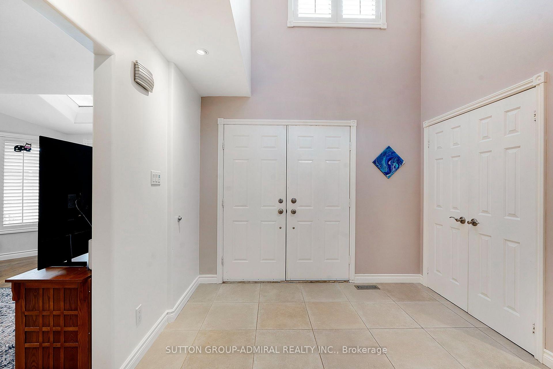 Photo 8 of 26 Albery Crescent, Aurora, Aurora Highlands — HOMEH